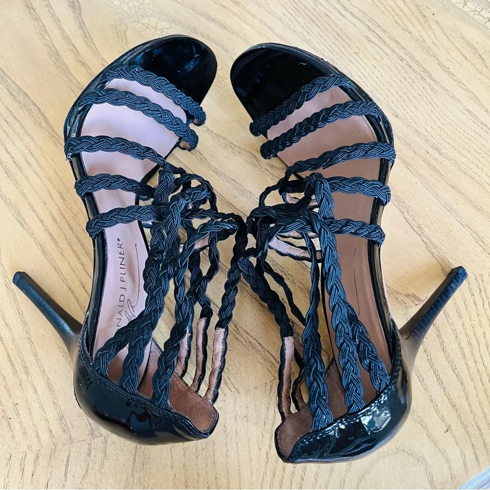 Donald J. Pliner Maura Sandals